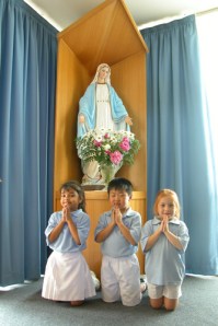 Mary Worship Children